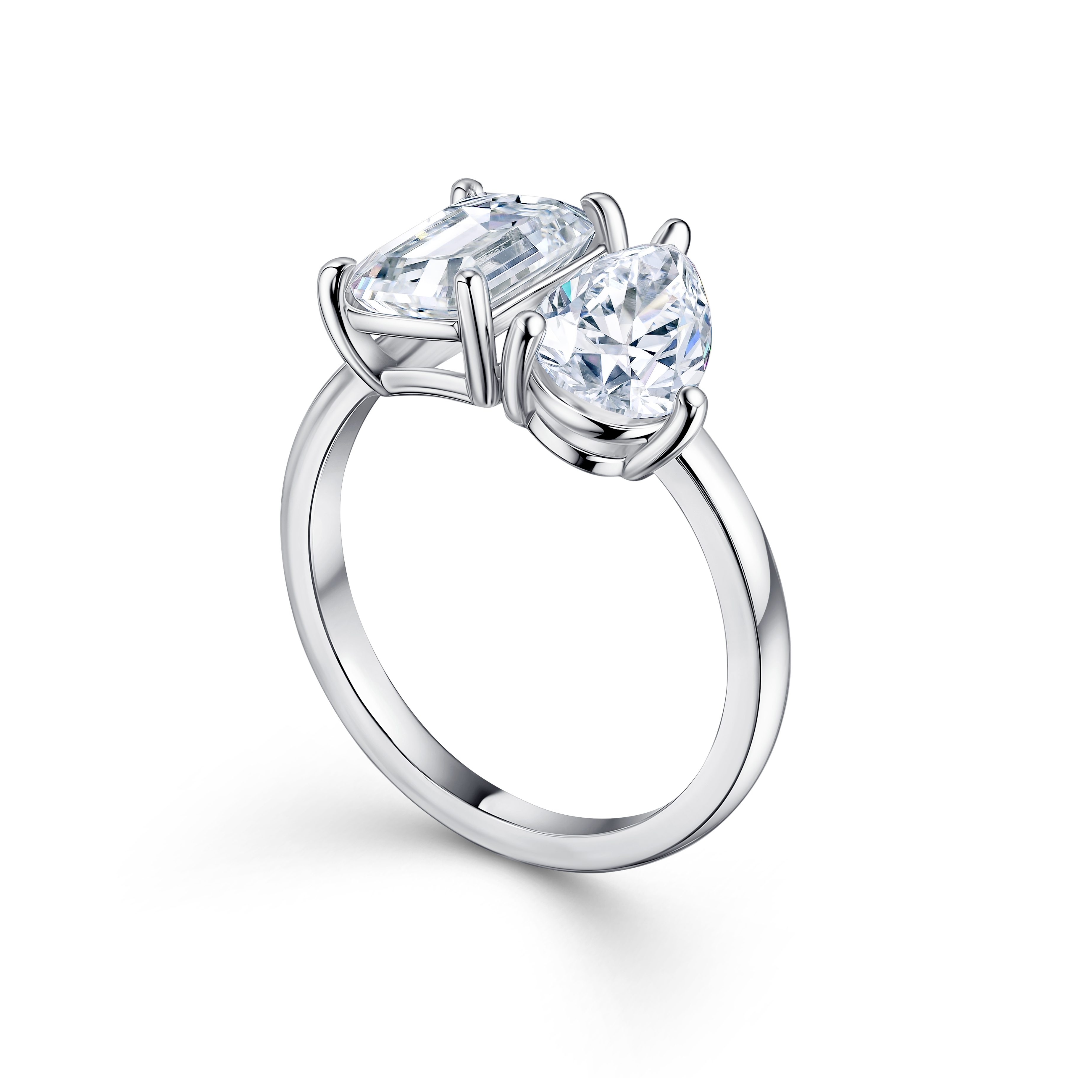 кольцо с выращенными бриллиантами 3,33 ct.