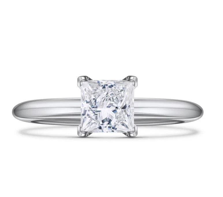 кольцо с лабораторным бриллиантом принцесса 0,74 ct.