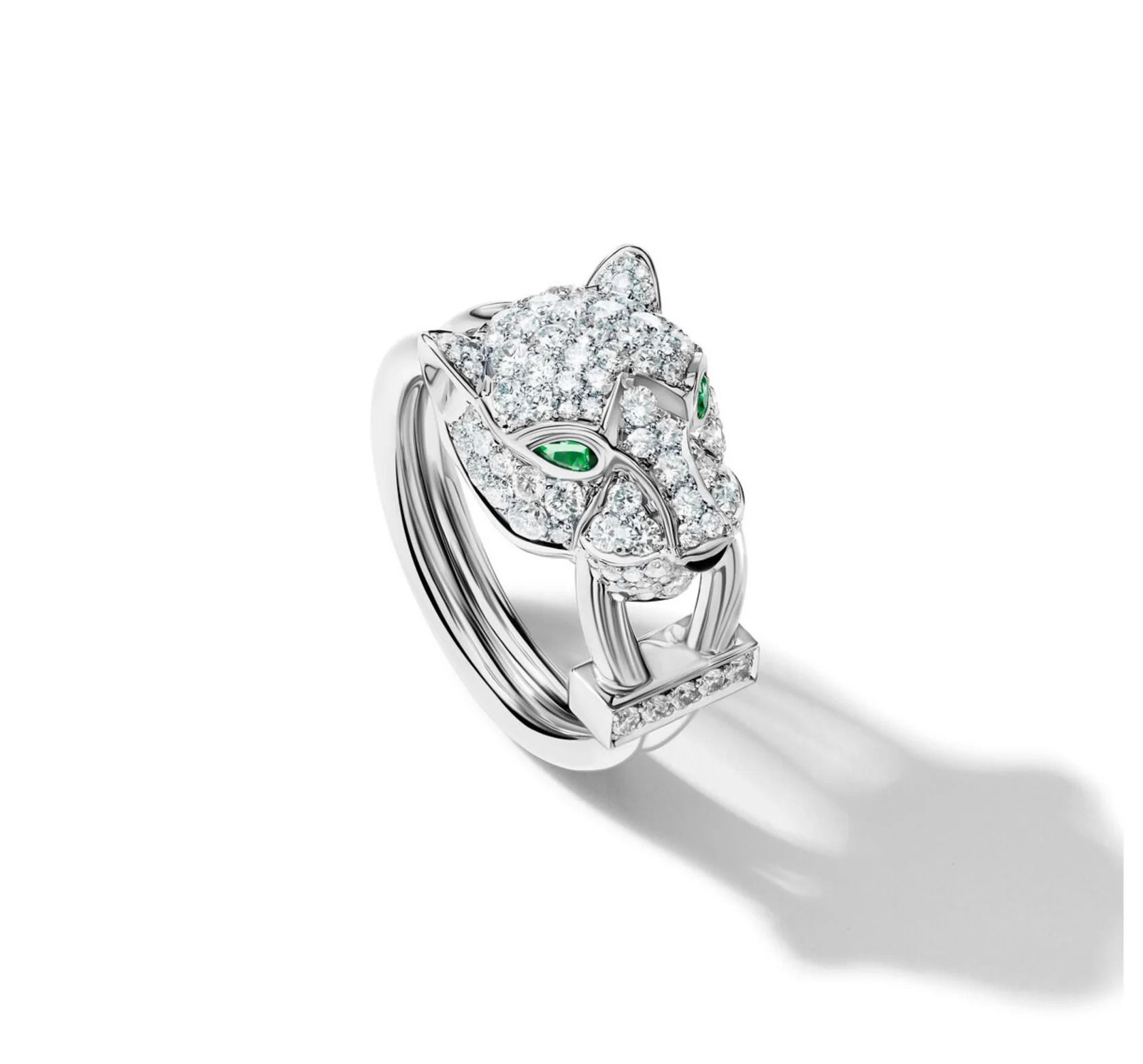 кольцо panthere de cartier из белого золота с бриллиантами 0.62 ct