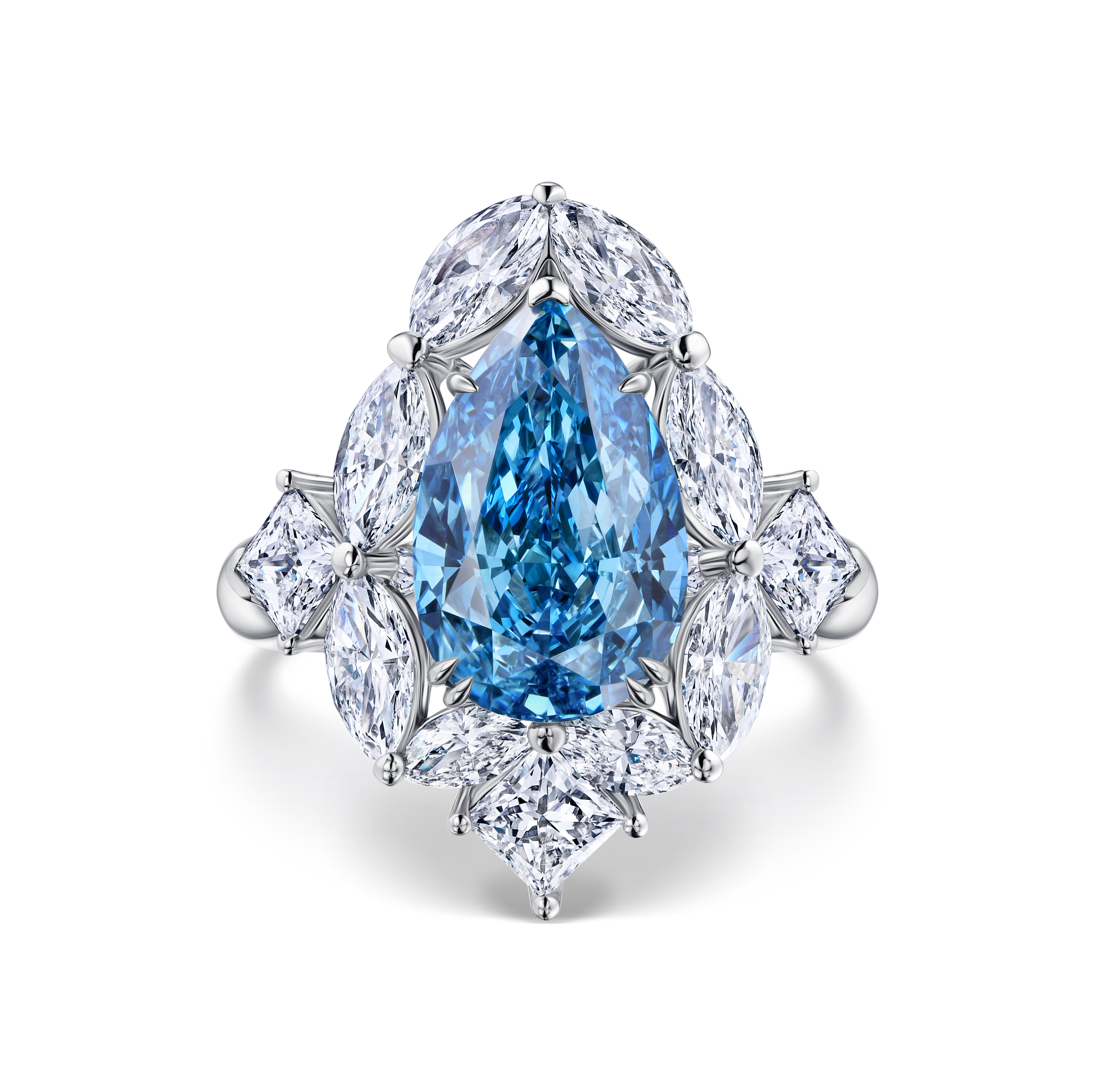 кольцо из белого золота с голубым бриллиантом 6.05 ct