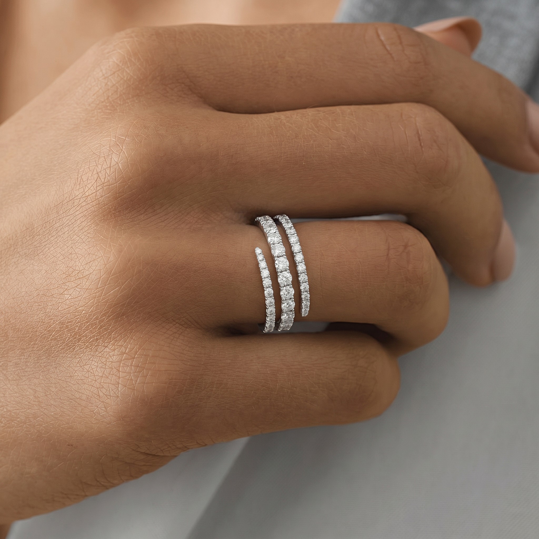 кольцо из белого золота с бриллиантами 1.05 ct