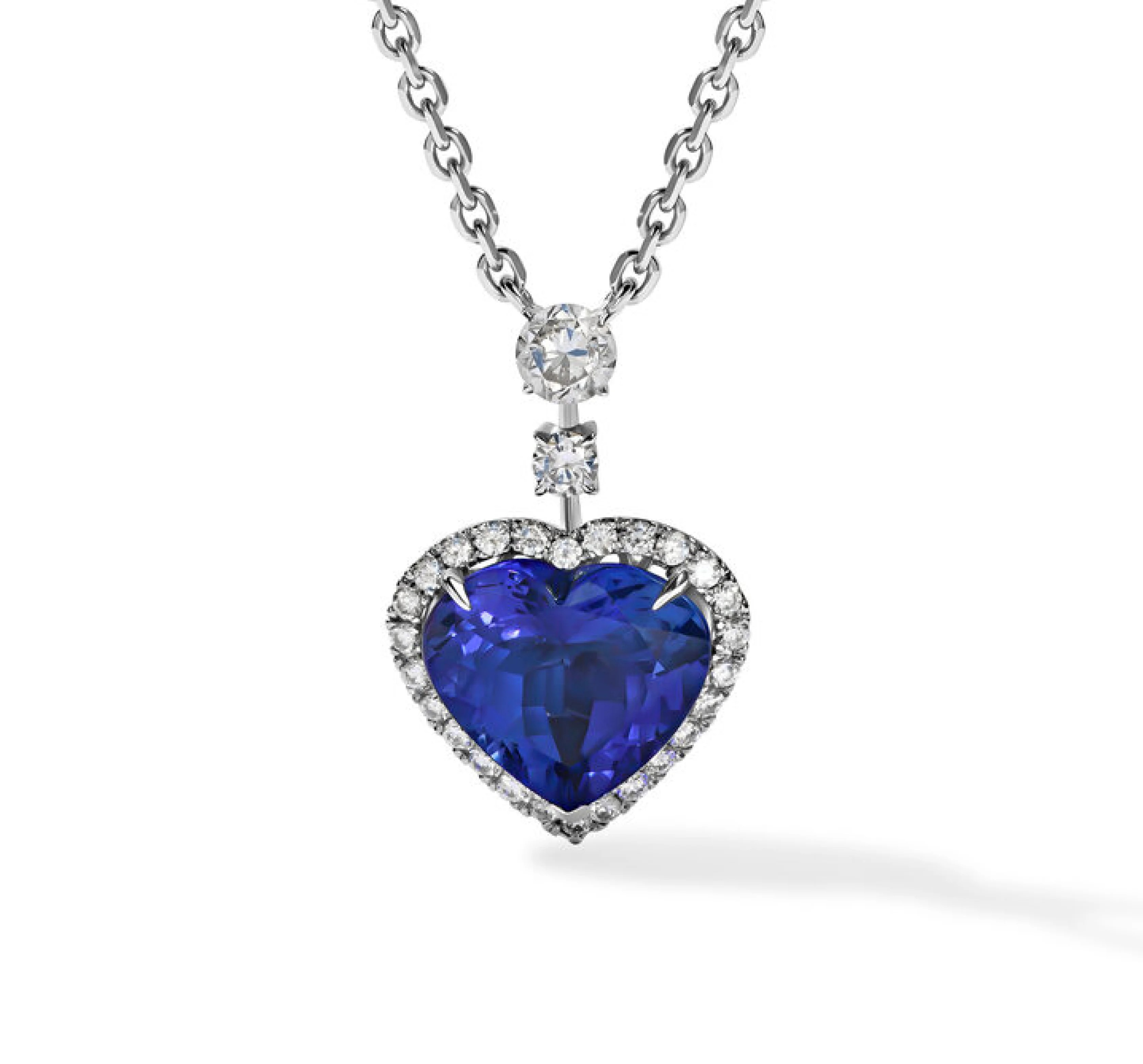 колье с танзанитом 16,3 ct в огранке сердце и бриллиантами 2,2 ct.