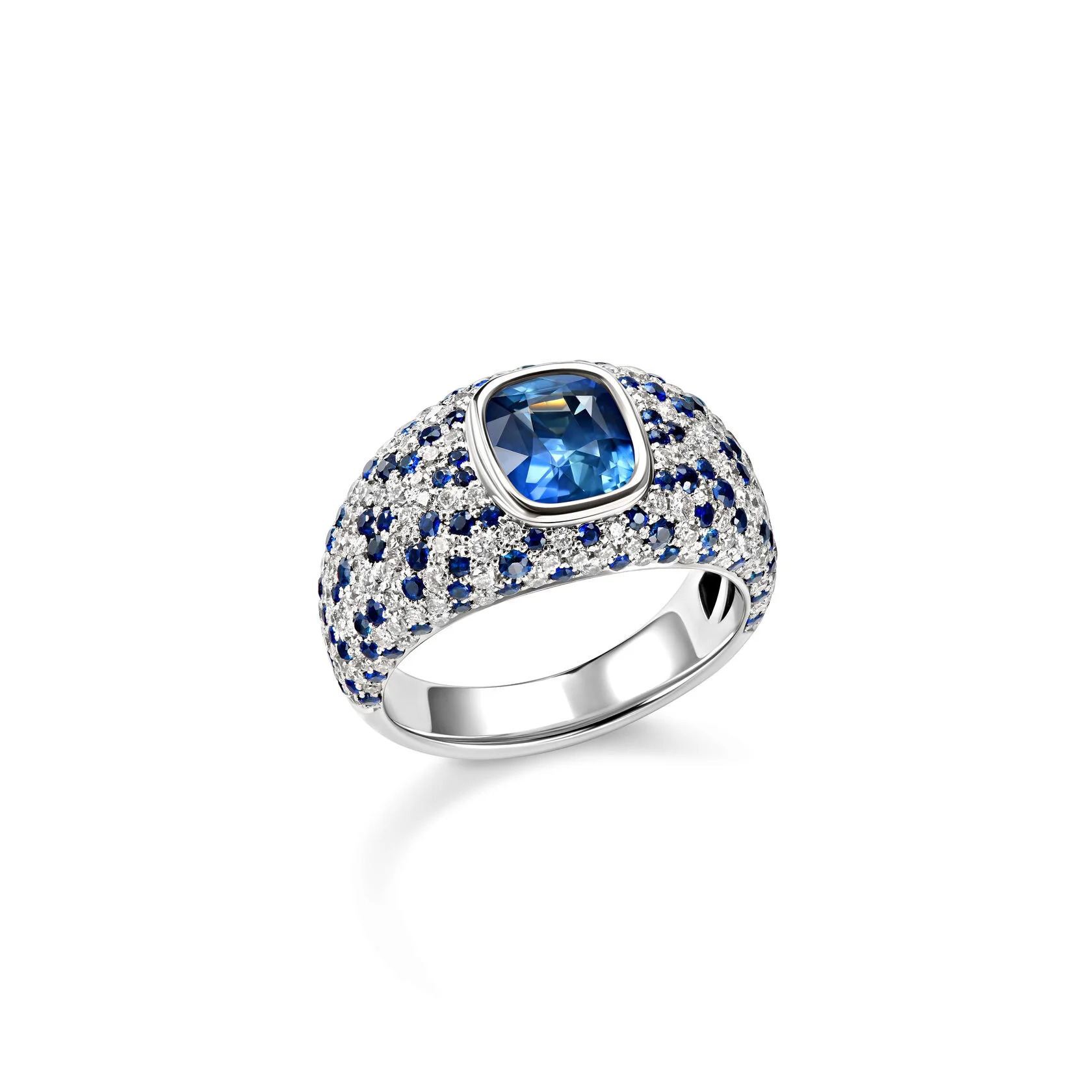 кольцо из белого золота с сапфирами 1.6 ct и бриллиантами 0.88 ct