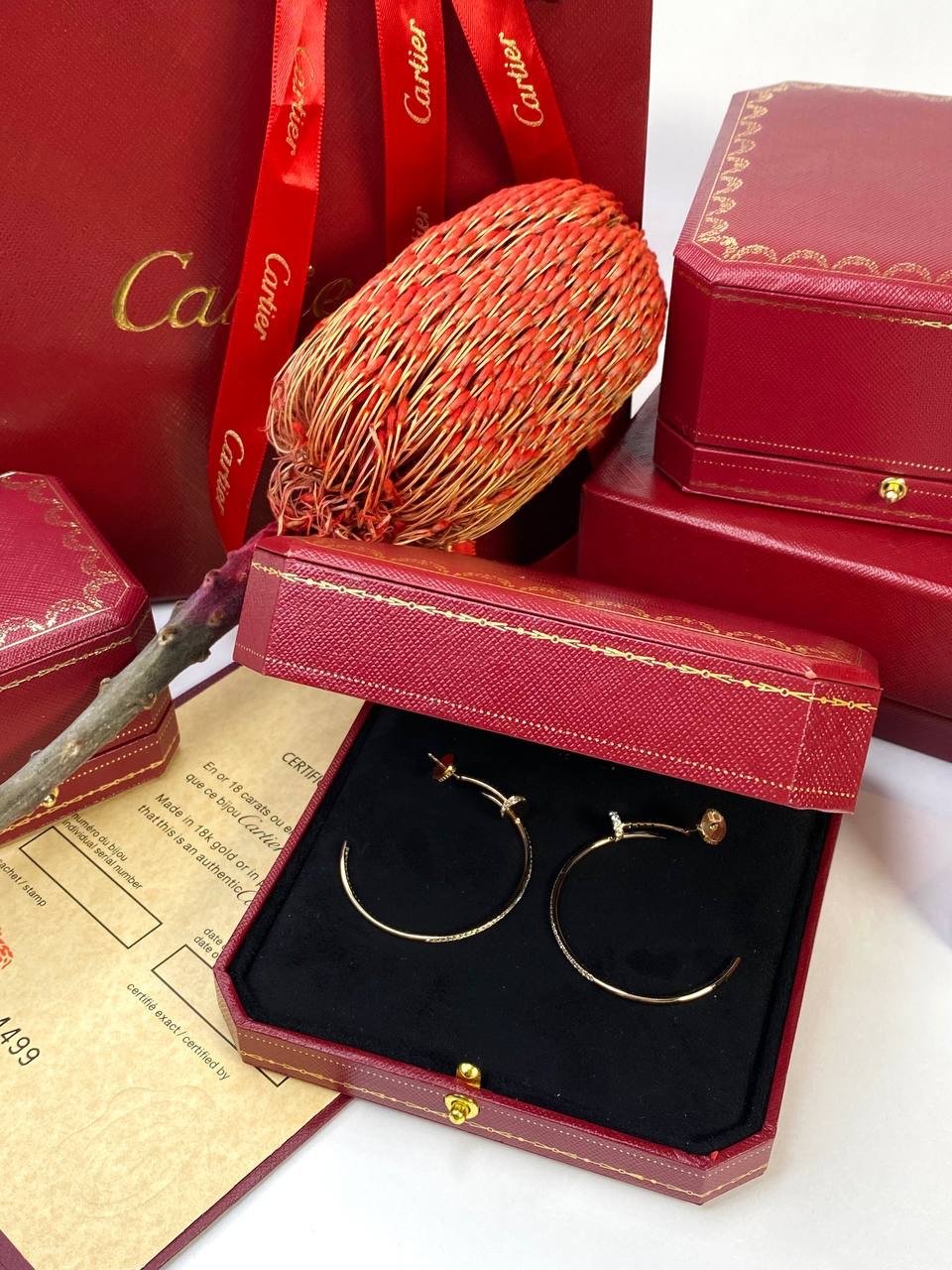 пусеты cartier juste un clou из розового золота с бриллиантами