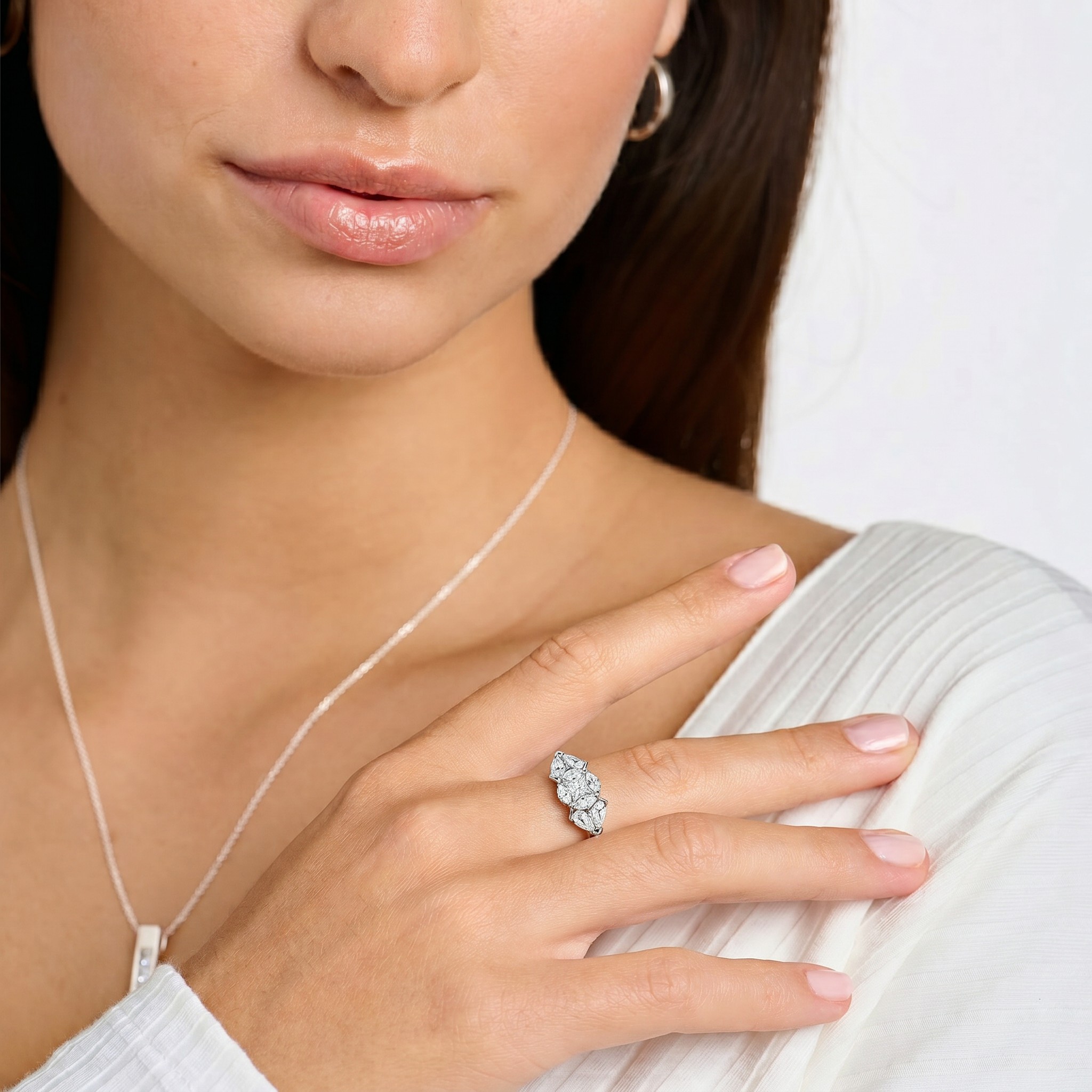 помолвочное кольцо из белого золота с бриллиантами 1.08 ct