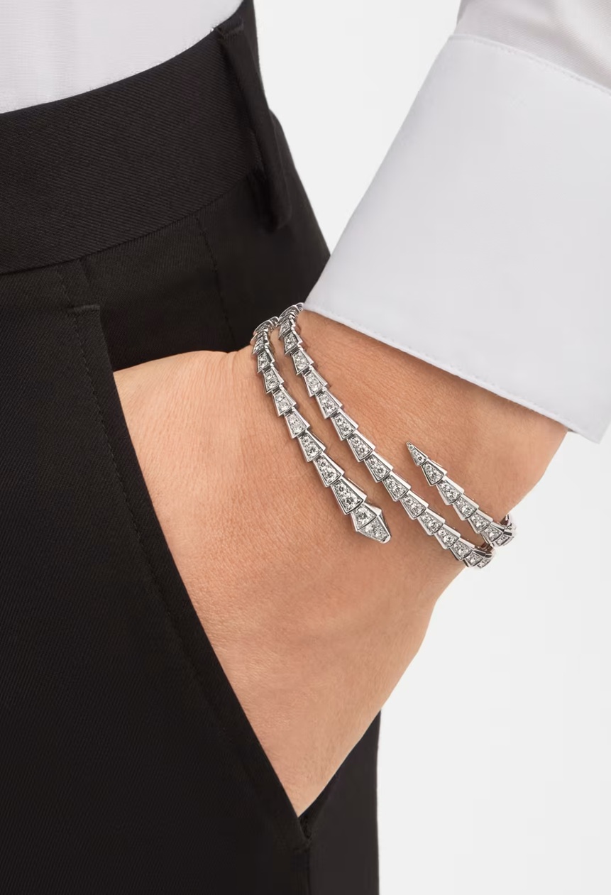 браслет serpenti viper bracelet с бриллиантами 5.89 ct.