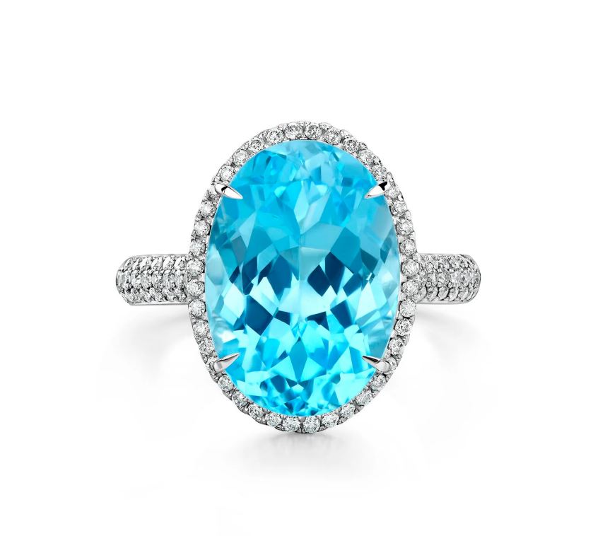 кольцо из белого золота с топазом 7.13 ct и бриллиантами 0.472 ct