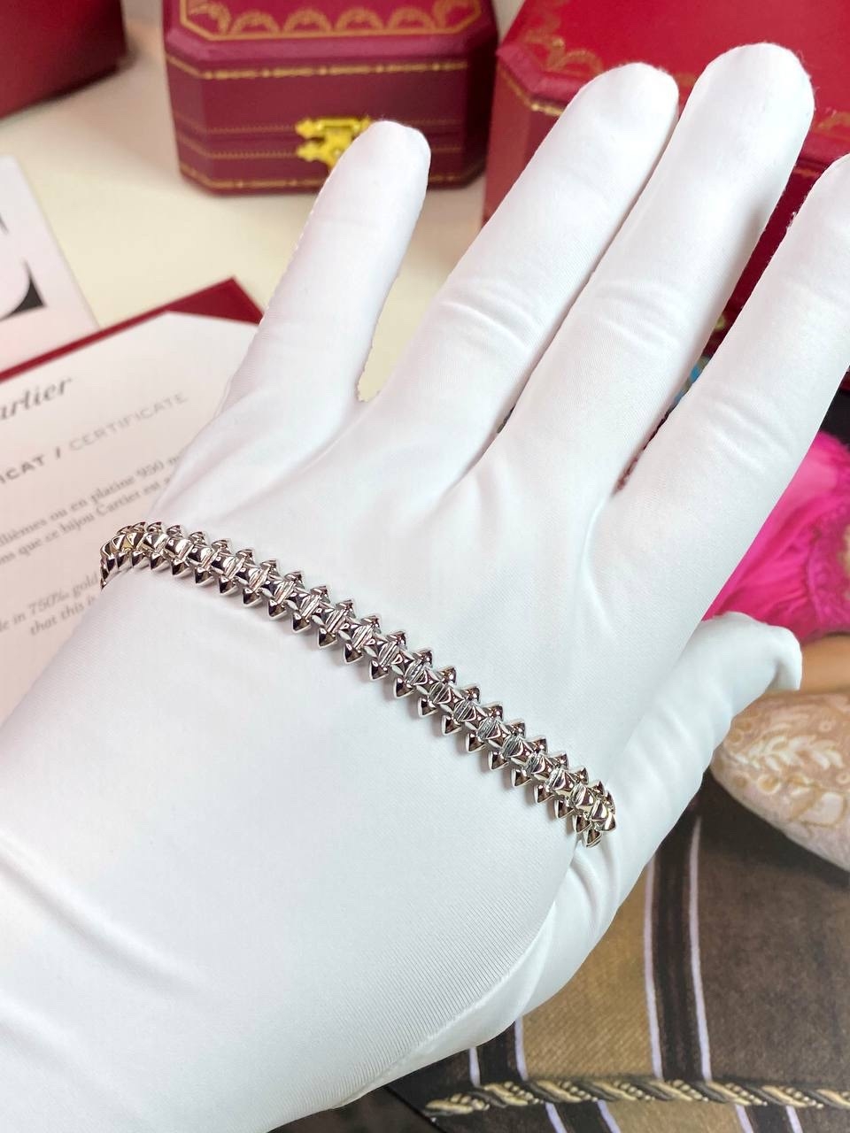 браслет гибкий clash de cartier из белого золота
