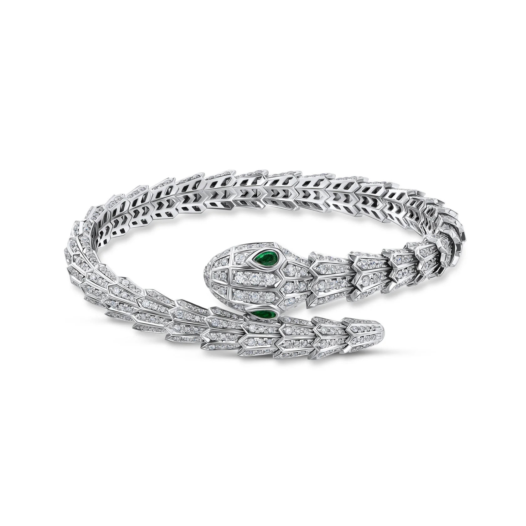 браслет bvlgari serpenti viper с бриллиантами 4,57 сt и изумрудами 0,30 ct