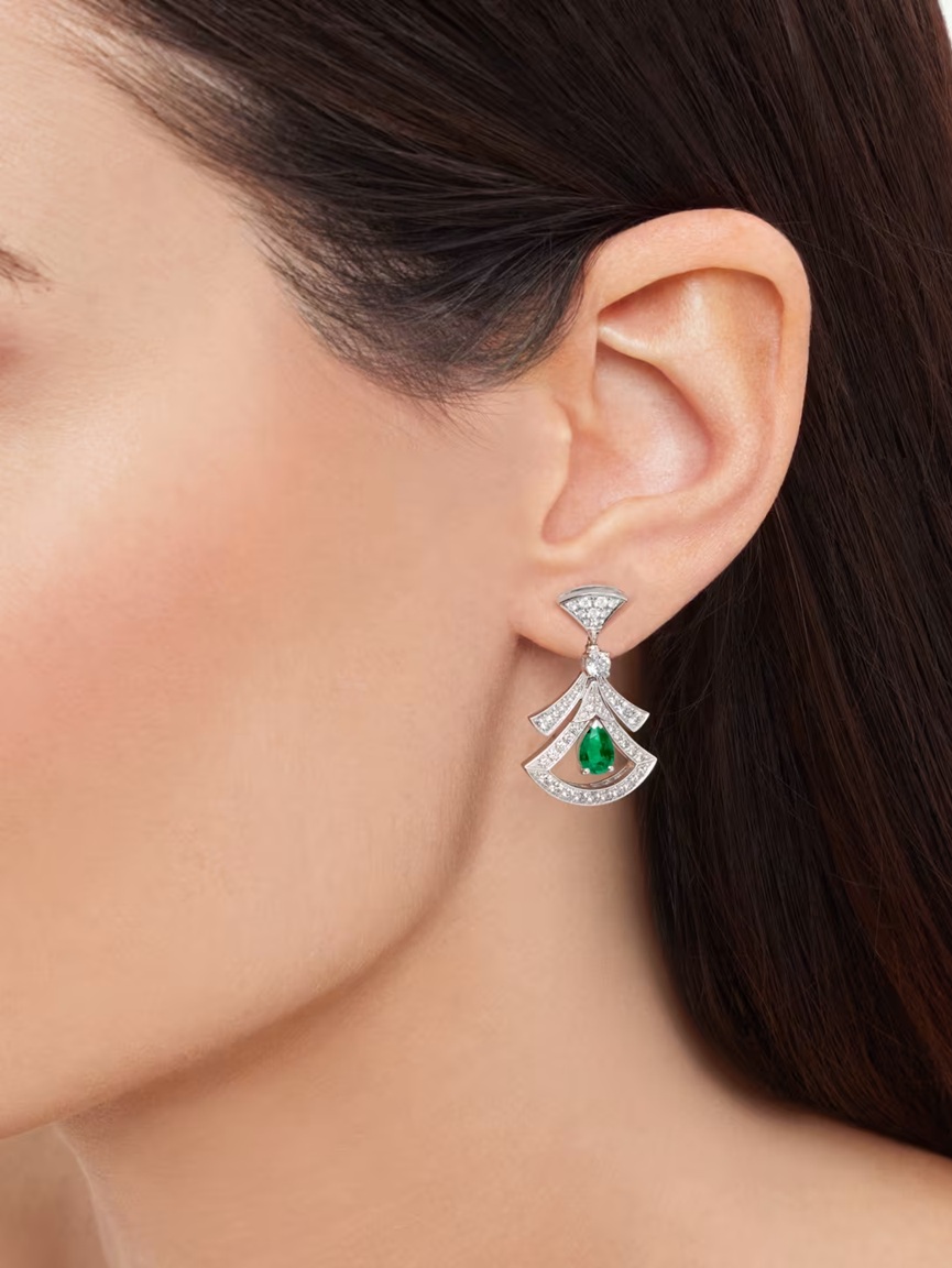 серьги bvlgari divas dream с бриллиантами 1.48 ct. и изумрудами