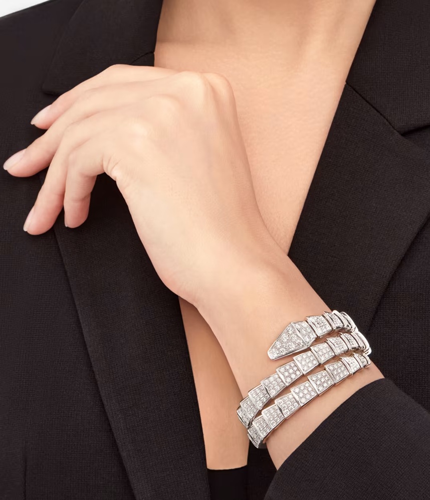 браслет bulgari serpenti viper с бриллиантами 15.03 ct.