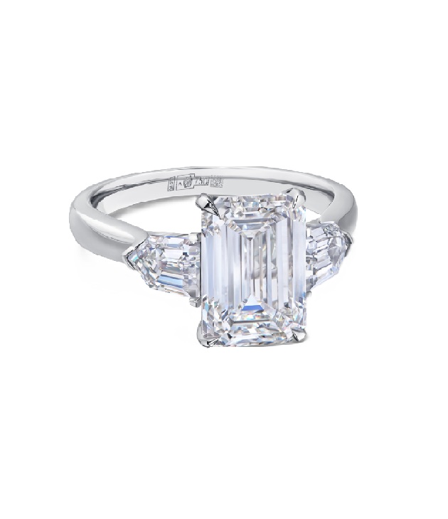 кольцо с выращенными бриллиантами эмеральд 15,03 ct